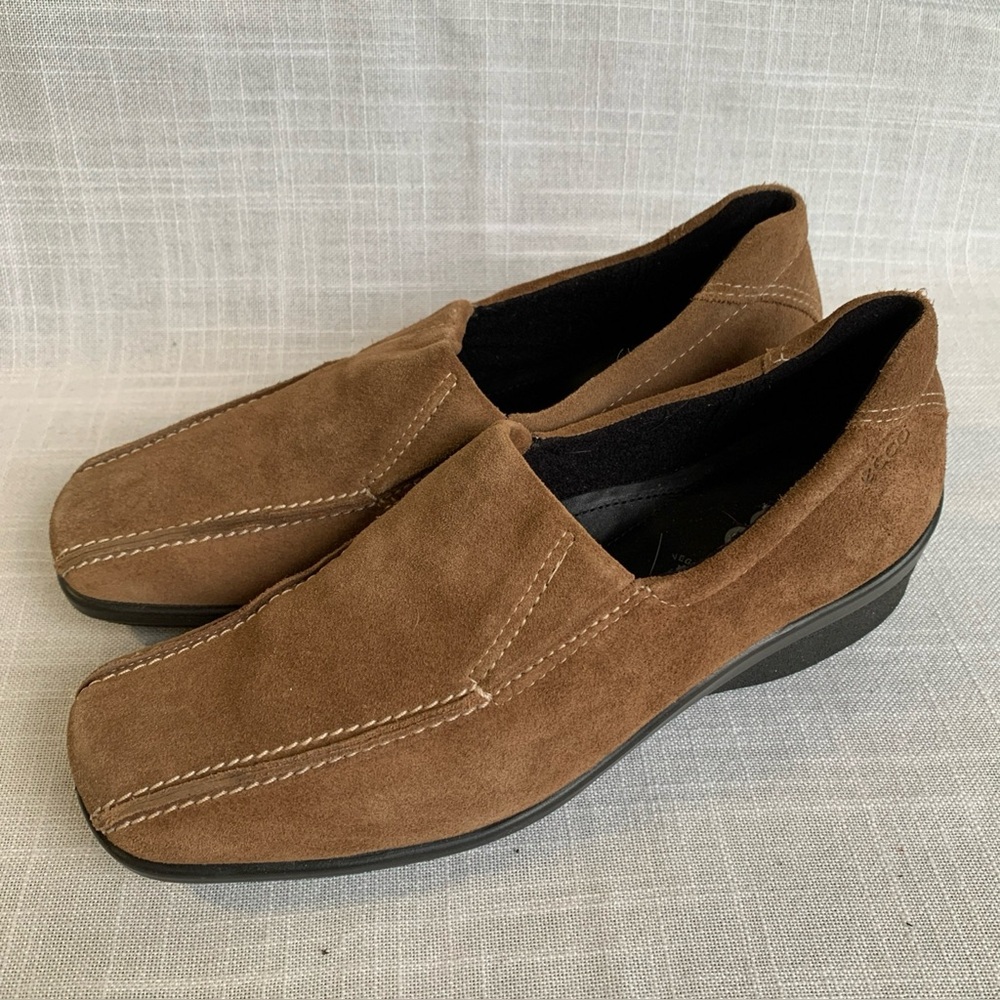 Ecco Women’s Shoes Shade Slip On Loafer Camel Tan Suede Size 9 / 9.5 EU 40